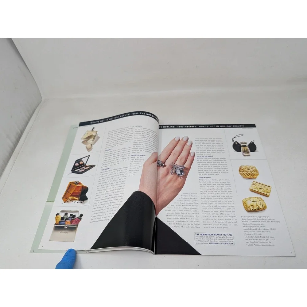 Nordstrom Beauty Catalog 1998 Wonderland Estee Lauder Gucci Clarins‎ VTG Fashion